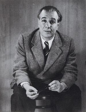 Jorge Luis Borges photographié par Grete Stern en 1951, il avait alors 52 ans et mourra en 1986.