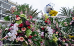 BATAILLE DE FLEURS  SUR LA PROMENADE DES ANGLAIS A NICE