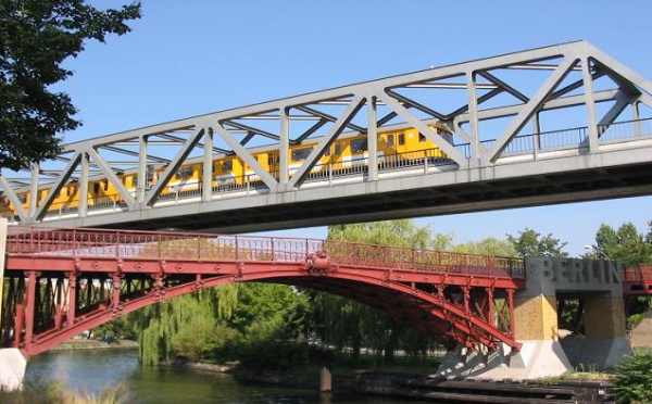 L'IMAGE DU JOUR: Métro aérien et viaduc à Berlin