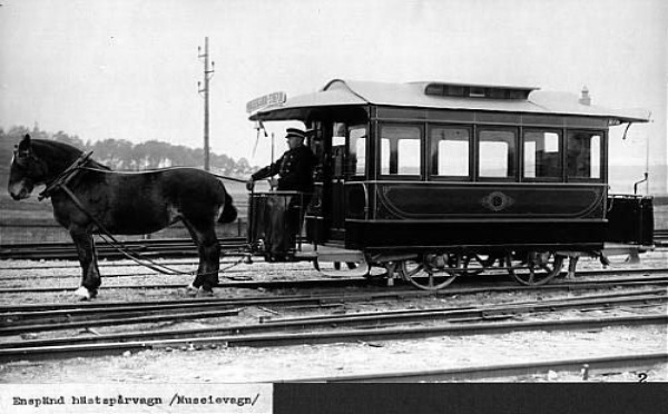 UN TRAMWAY NOMME IMPERIO