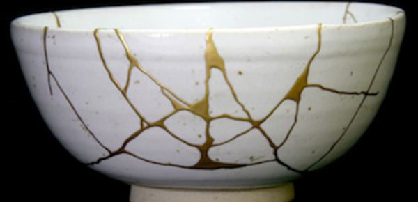 Le kintsugi ou l'art des fêlures