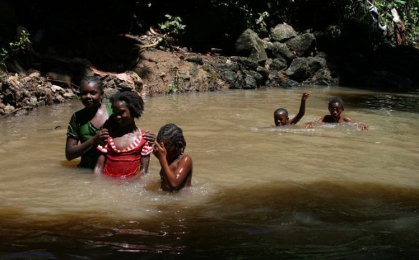 MAYOTTE : L’ACCES POUR TOUS A L’EAU POTABLE, UN DEFI DE LA DEPARTEMENTALISATION