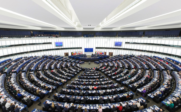 Le Parlement européen se conjugue au masculin