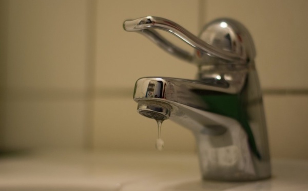 Coupures d'eau en Guadeloupe: des conditions inconfortables pour les habitants