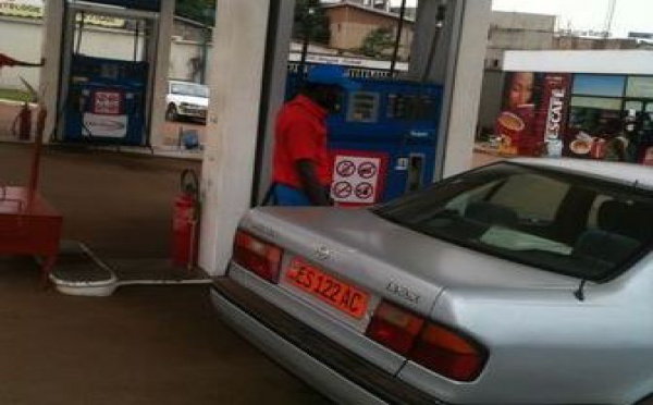 Subventions aux carburants: le débat s'enflamme au Cameroun