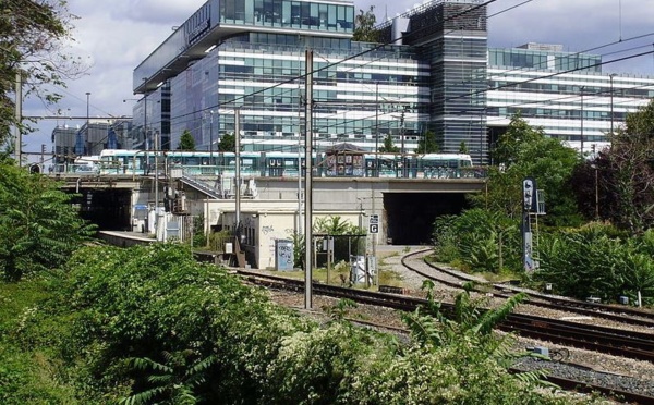 En images: quand les villes transforment leurs voies ferrées en espaces verts