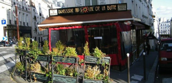 Les élèves du cours Florent à Montmartre